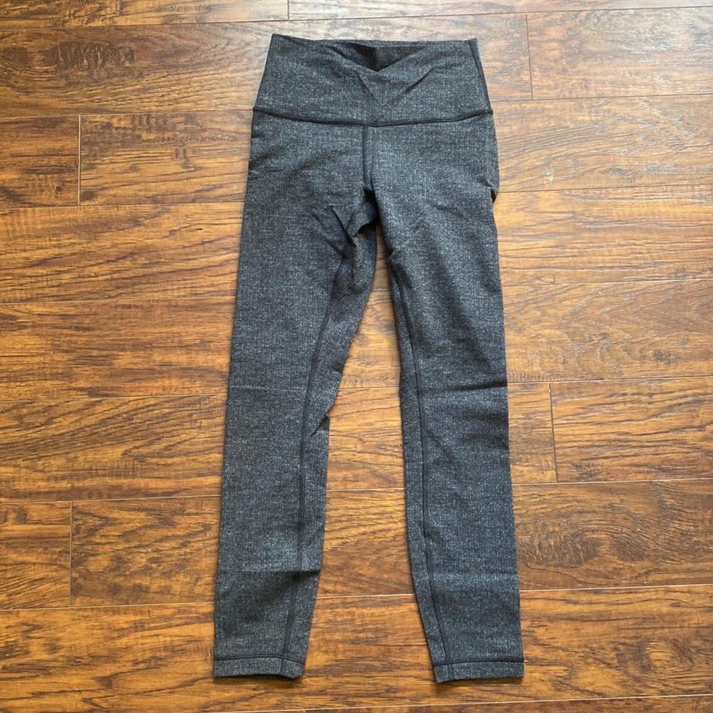 Lululemon wunder unders size 4